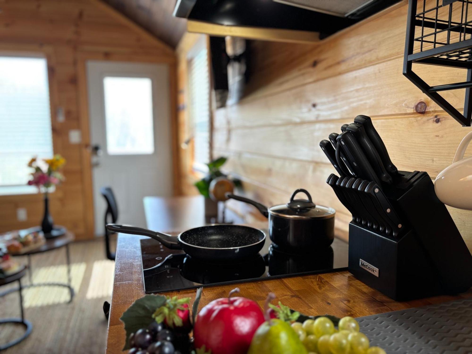 Sojourn Lodging Sevierville Buitenkant foto